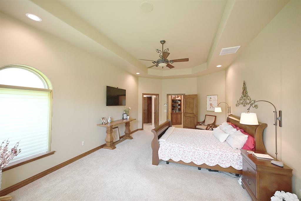6015 N Chateau Court Property Photo 16