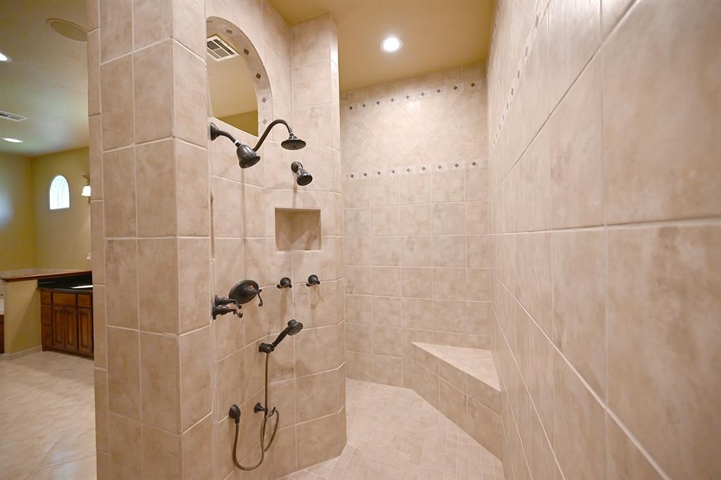 6015 N Chateau Court Property Photo 21