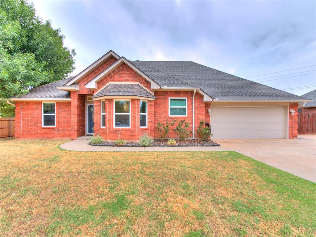 1533 E Persimmon Lane Property Photo 1