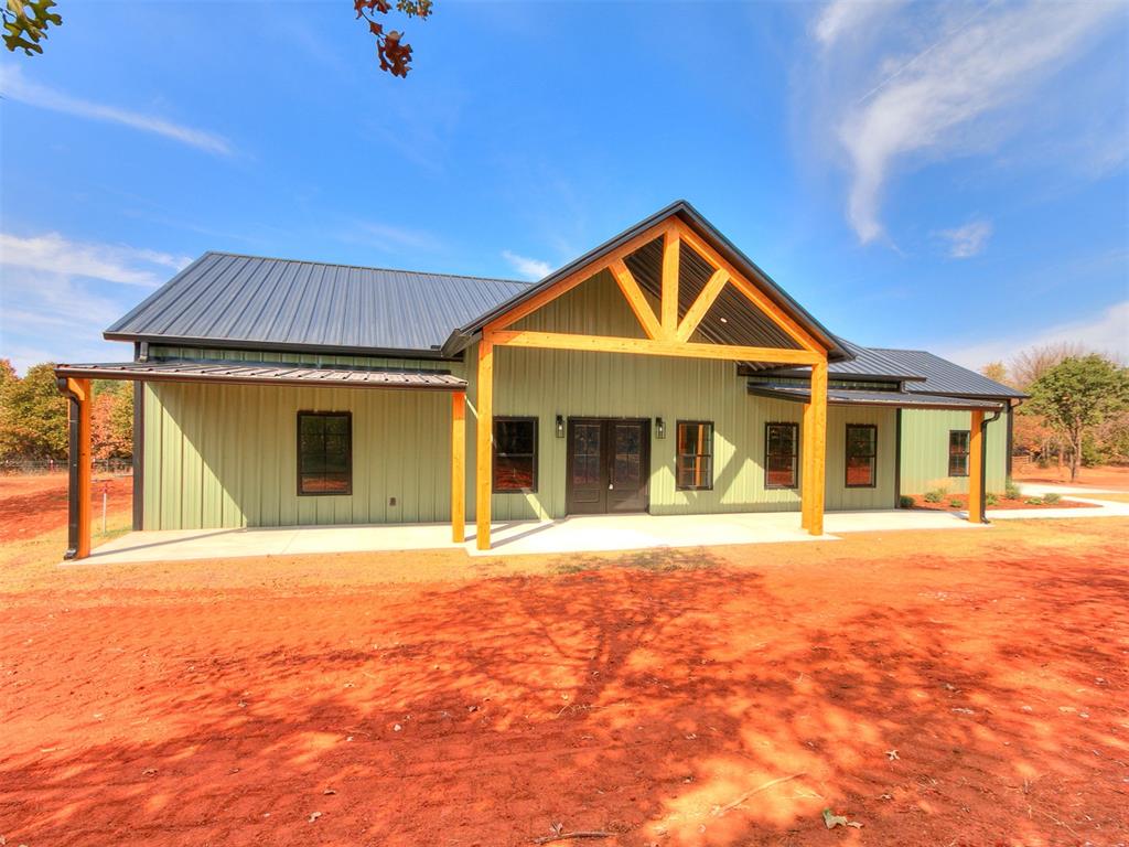 23083 Highland Lane Property Photo 1
