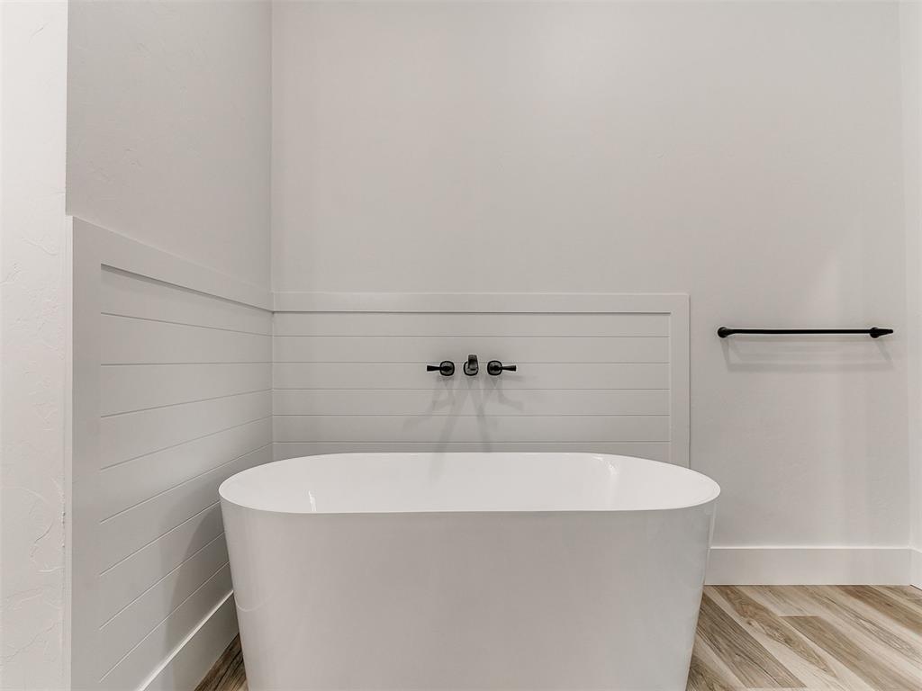 23083 Highland Lane Property Photo 43