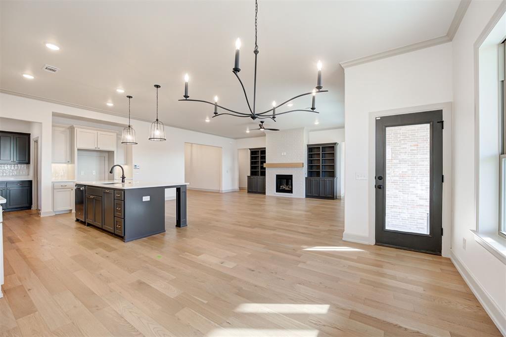 7916 Amber Ridge Drive Property Photo 21