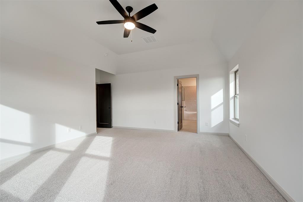 7916 Amber Ridge Drive Property Photo 25