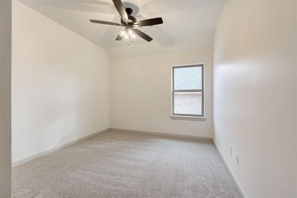 7916 Amber Ridge Drive Property Photo 35