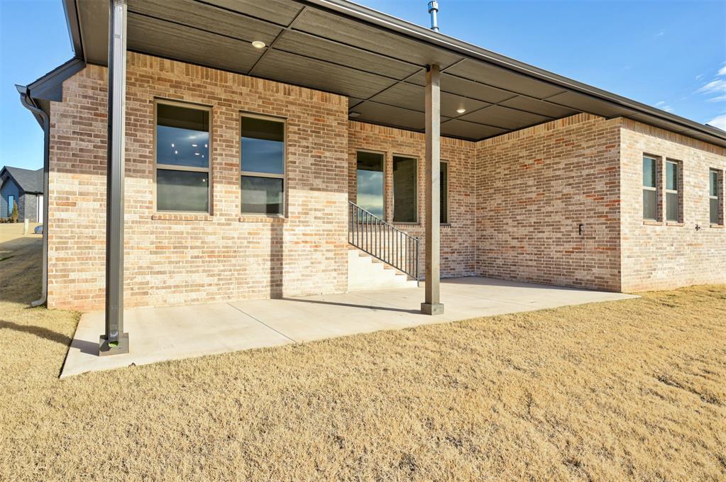 7916 Amber Ridge Drive Property Photo 45