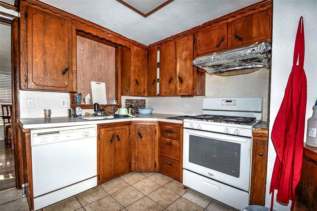 800885 S Highway 99 Property Photo 11
