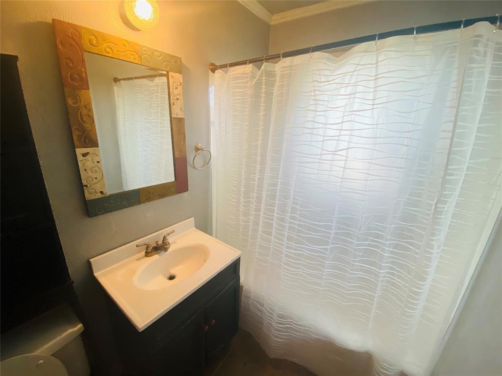 1204 W C Avenue Property Photo 20