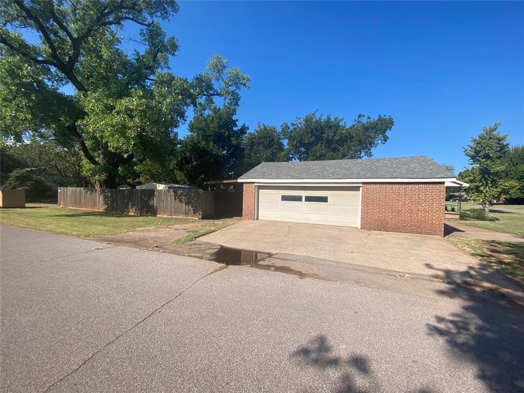1204 W C Avenue Property Photo 25