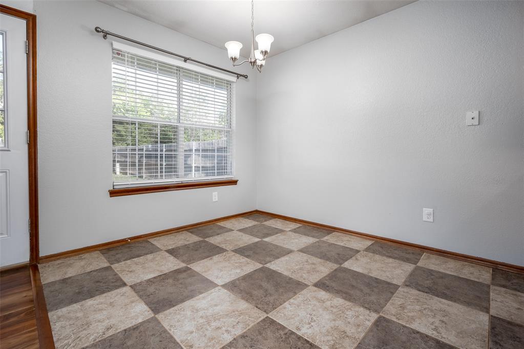 424 Crest Place Property Photo 15