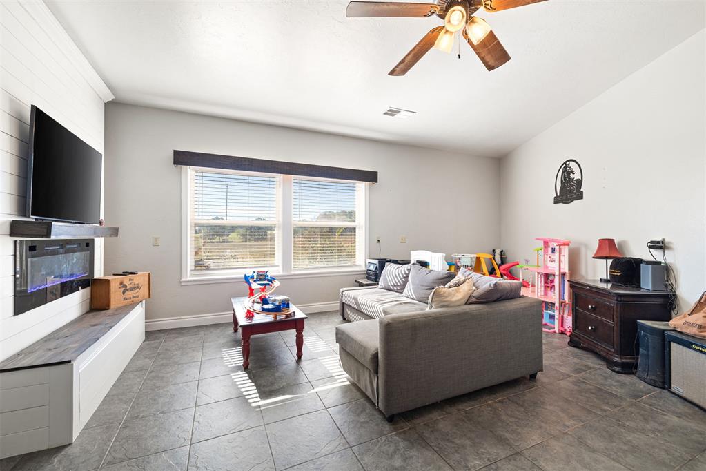 20381 N Indian Meridian Road Property Photo 31