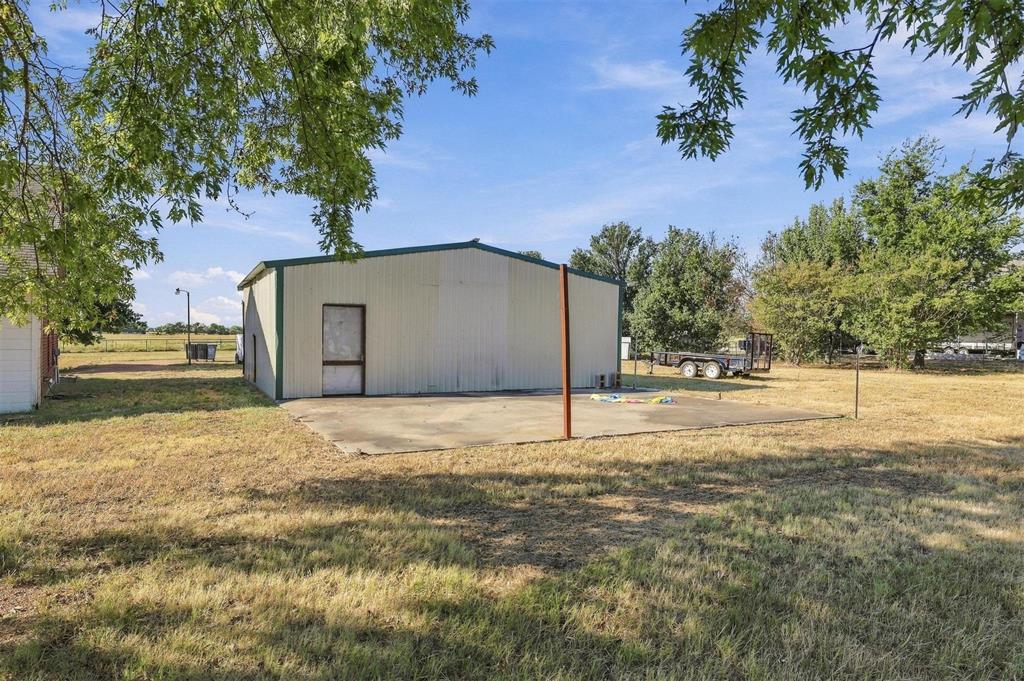 1307 E State Road 70 Highway Property Photo 28