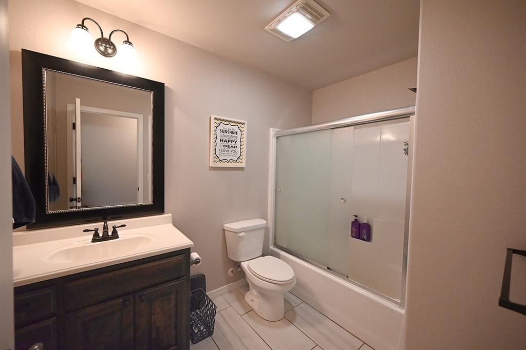 204 N Boardwalk Street Property Photo 19