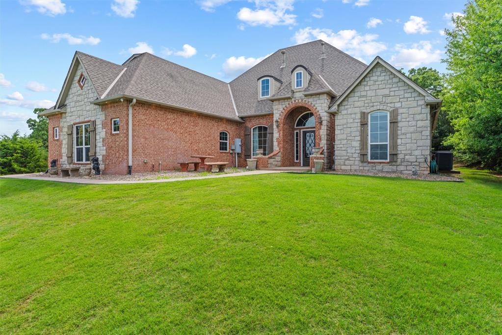 6405 Valley Ridge Drive Property Photo 5