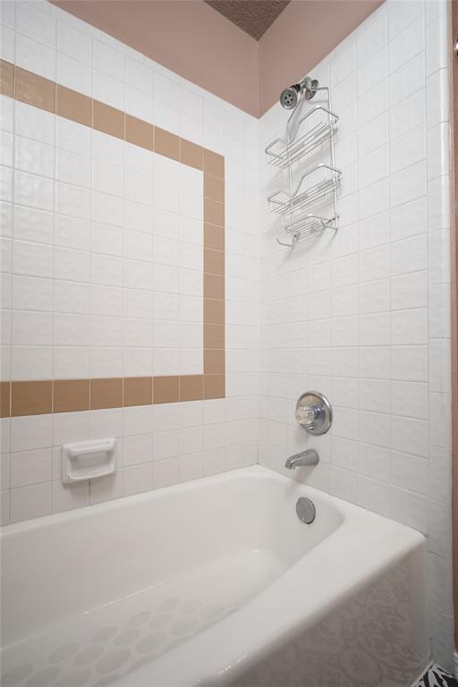 1724 Still Water Lane Property Photo 24