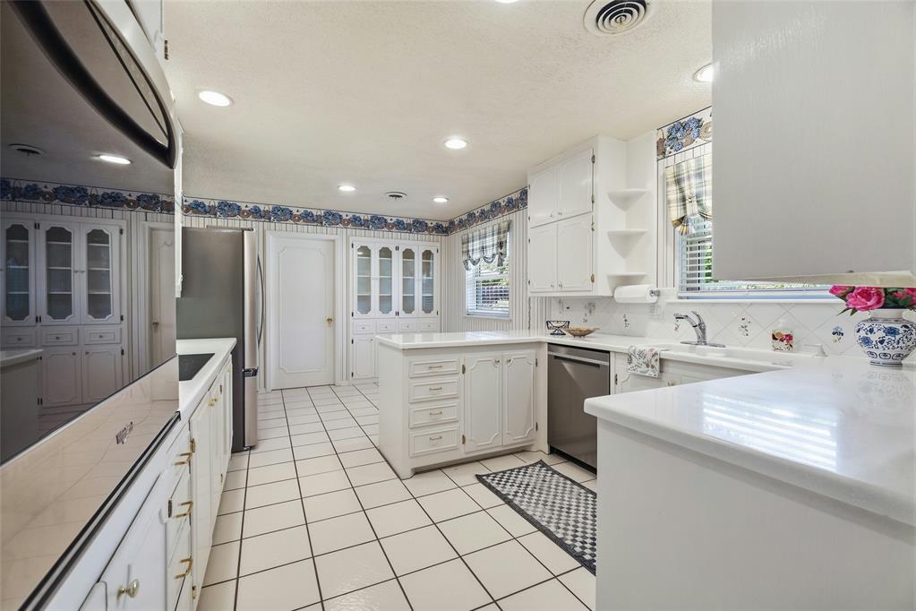 1807 Nw 32nd Street Property Photo 17