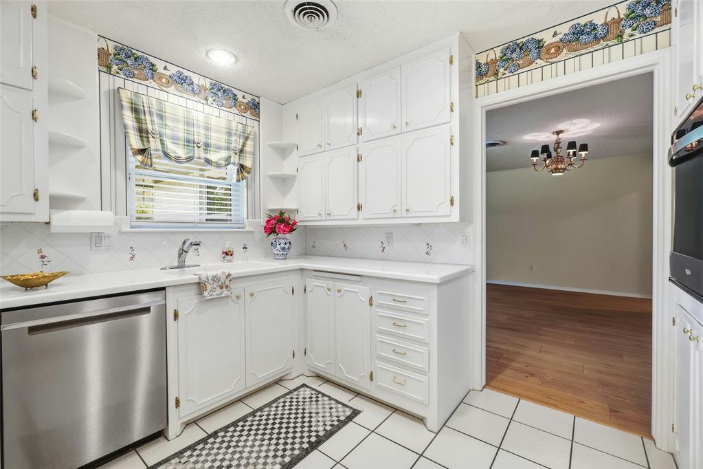 1807 Nw 32nd Street Property Photo 18