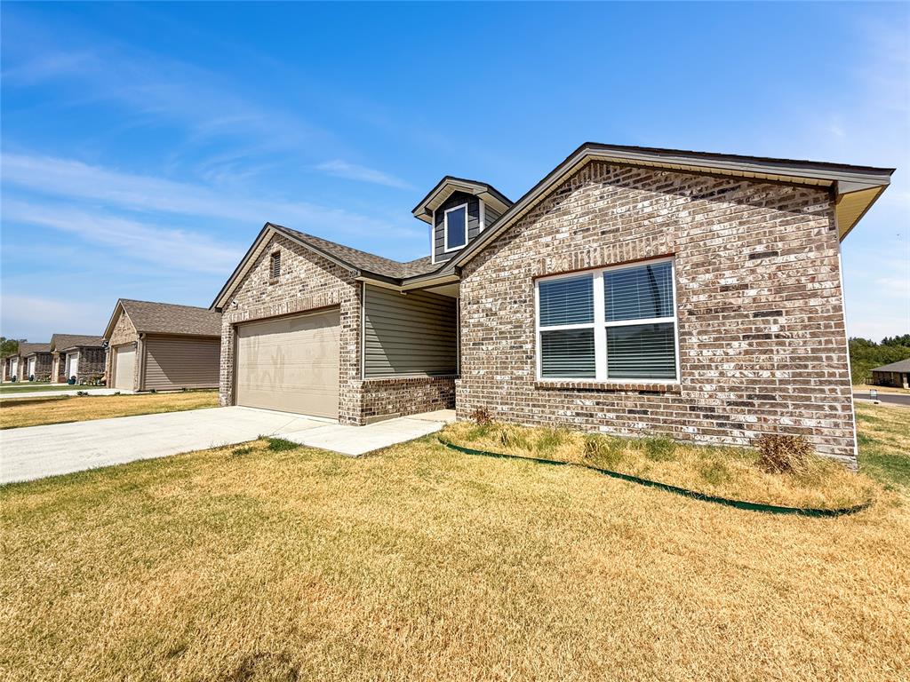 2014 Taylor Property Photo 2