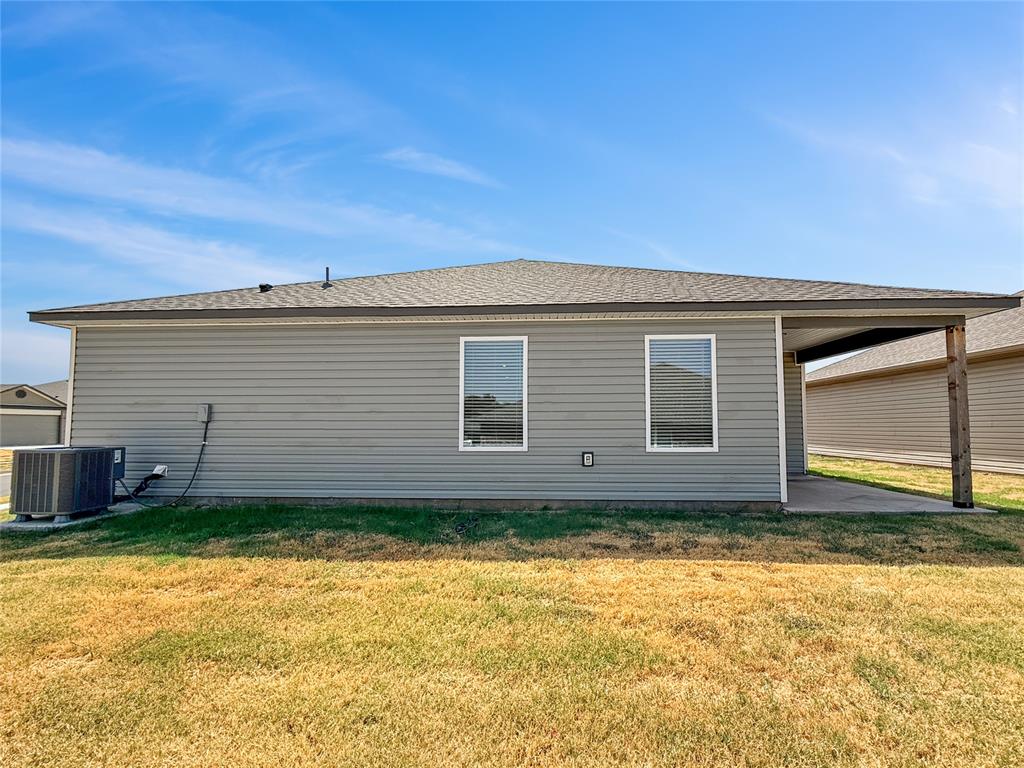 2014 Taylor Property Photo 16
