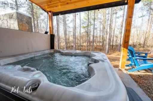 138 Pickleberry Trail Property Photo 16