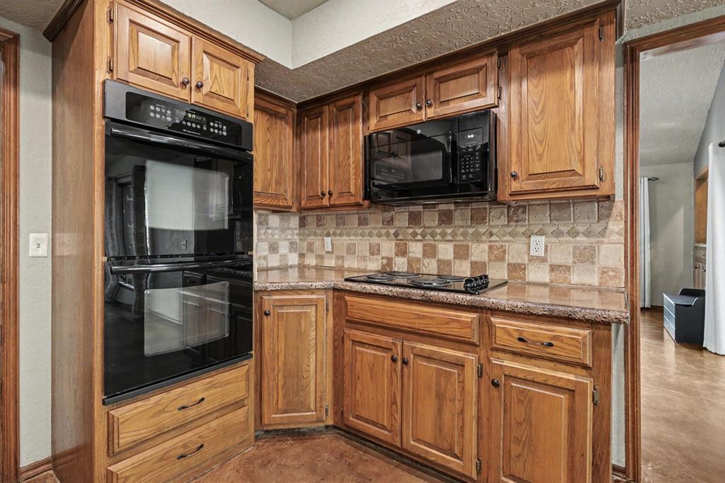 2028 Melody Lane Property Photo 7