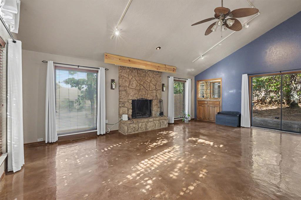 2028 Melody Lane Property Photo 10