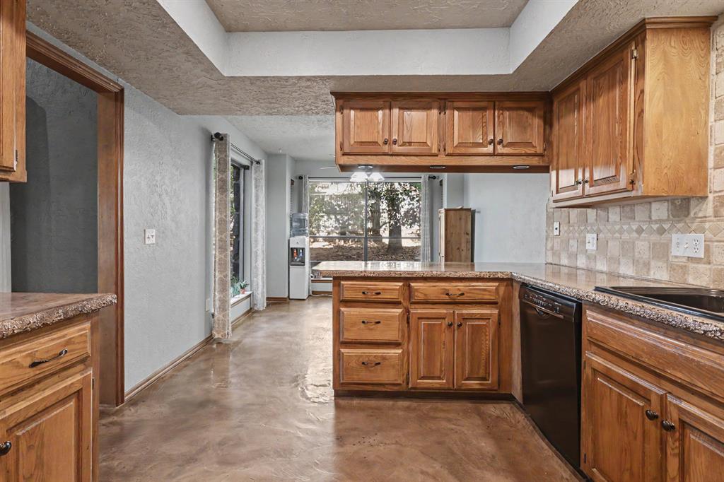 2028 Melody Lane Property Photo 13
