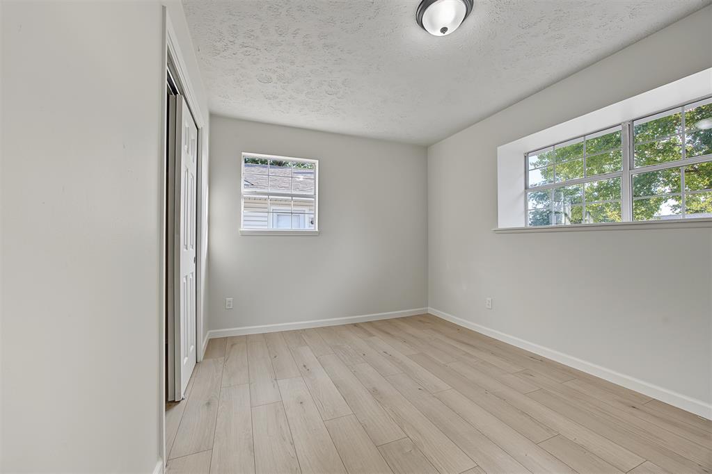 2608 N Reeves Avenue Property Photo 16