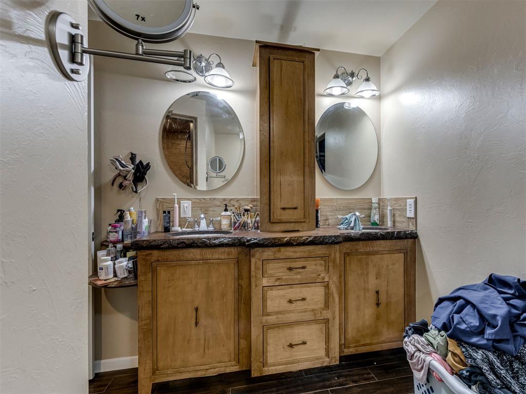 104895 S 3310 Road Property Photo 11