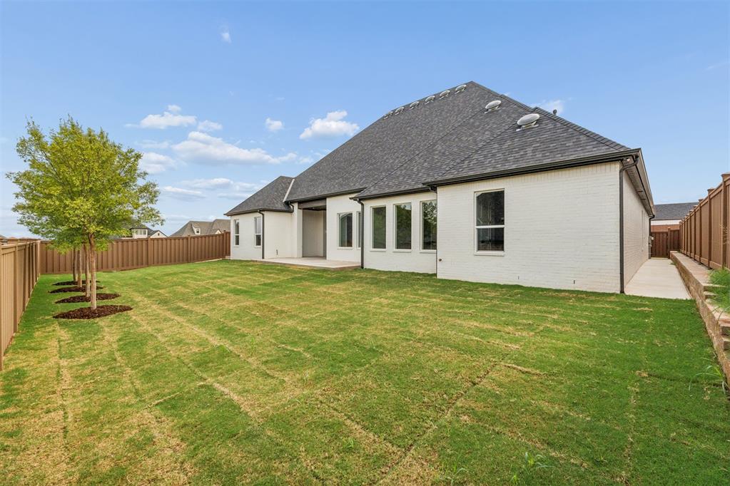 3109 Wood Thrush Way Property Photo 36
