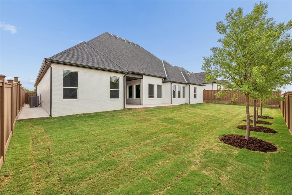 3109 Wood Thrush Way Property Photo 37