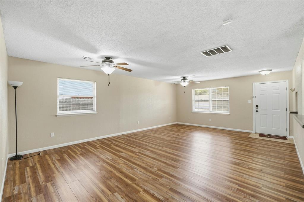 313 Nw 63rd Street Property Photo 6