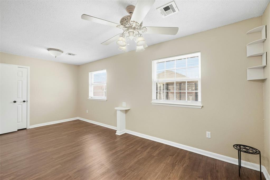 313 Nw 63rd Street Property Photo 18