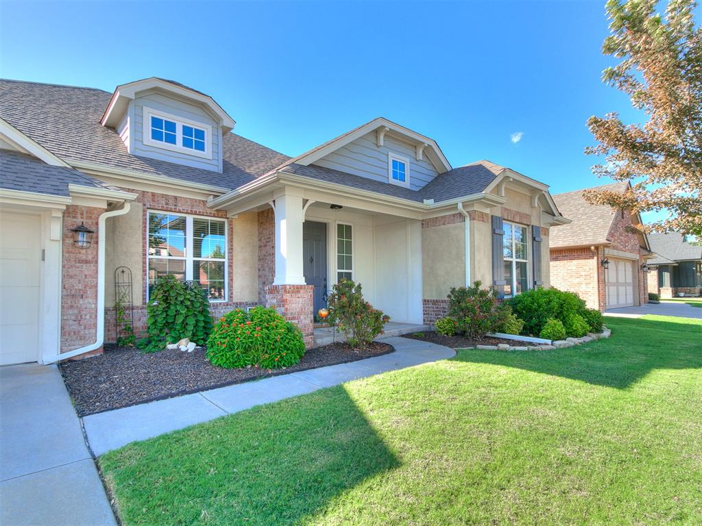 18513 Alberto Place Property Photo 2
