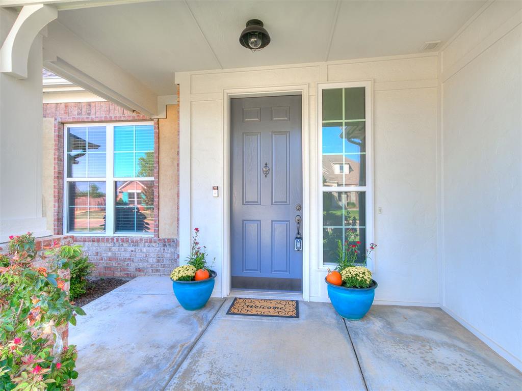 18513 Alberto Place Property Photo 3