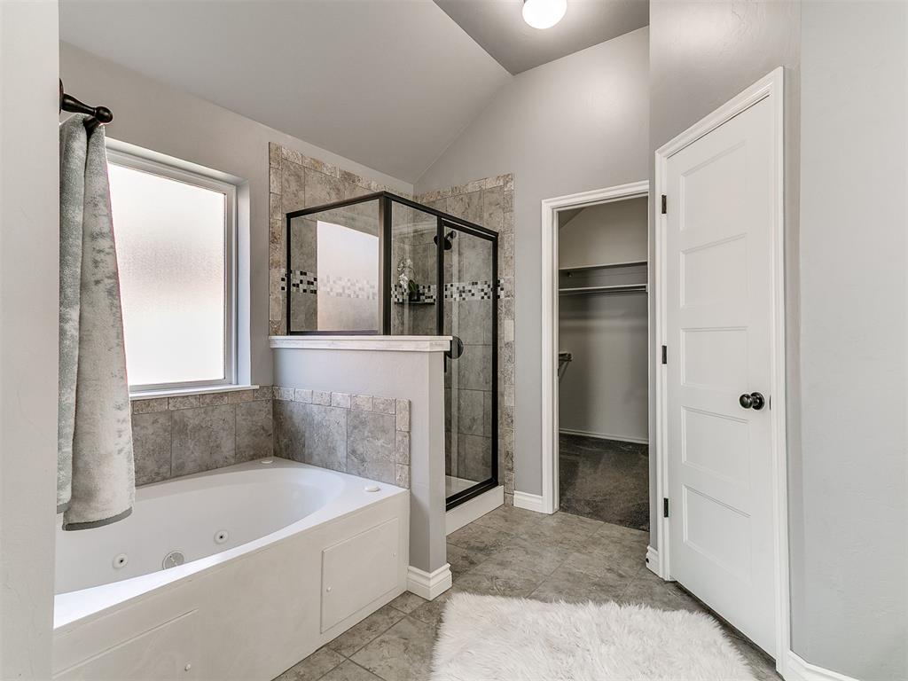 18513 Alberto Place Property Photo 25