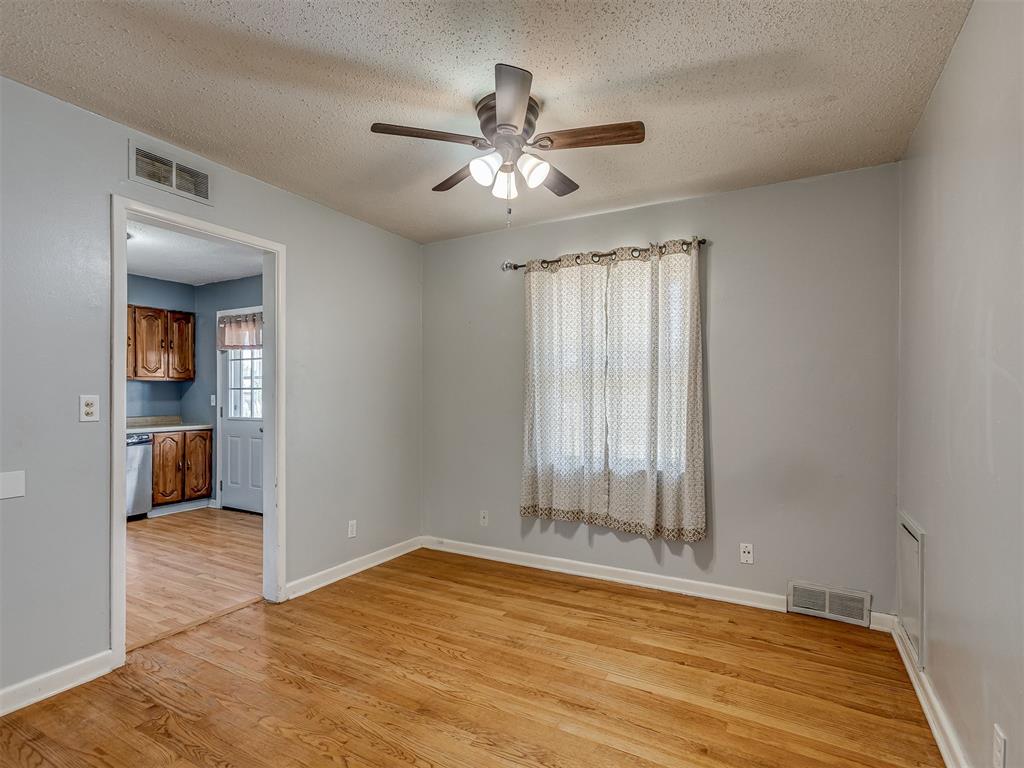 3801 Nw 51st Street Property Photo 12