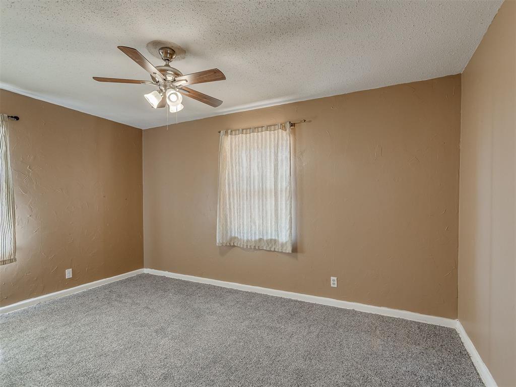 3801 Nw 51st Street Property Photo 19