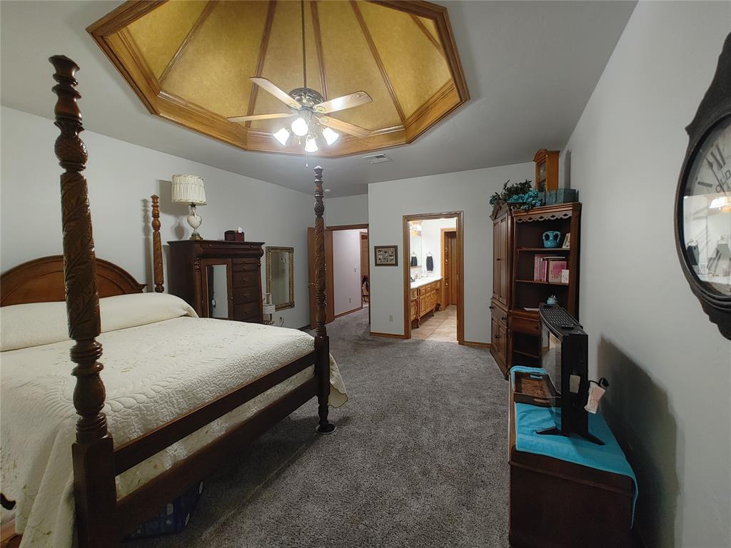 1516 Sw 136th Street Property Photo 3