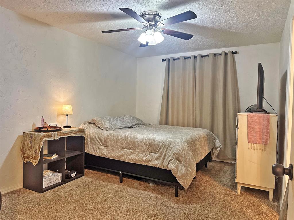 4912 S Dimple Drive Property Photo 6