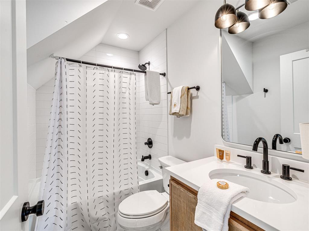 48 Center Lane Property Photo 42