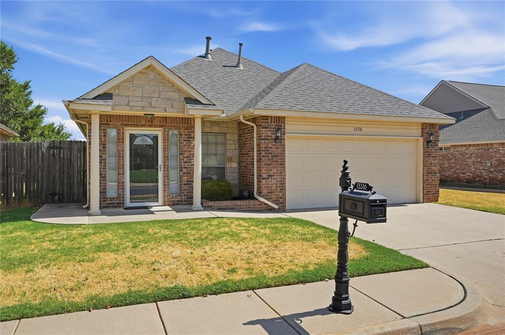 13316 Prairie View Lane Property Photo 1