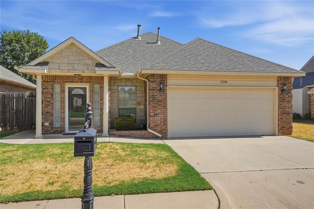 13316 Prairie View Lane Property Photo 2
