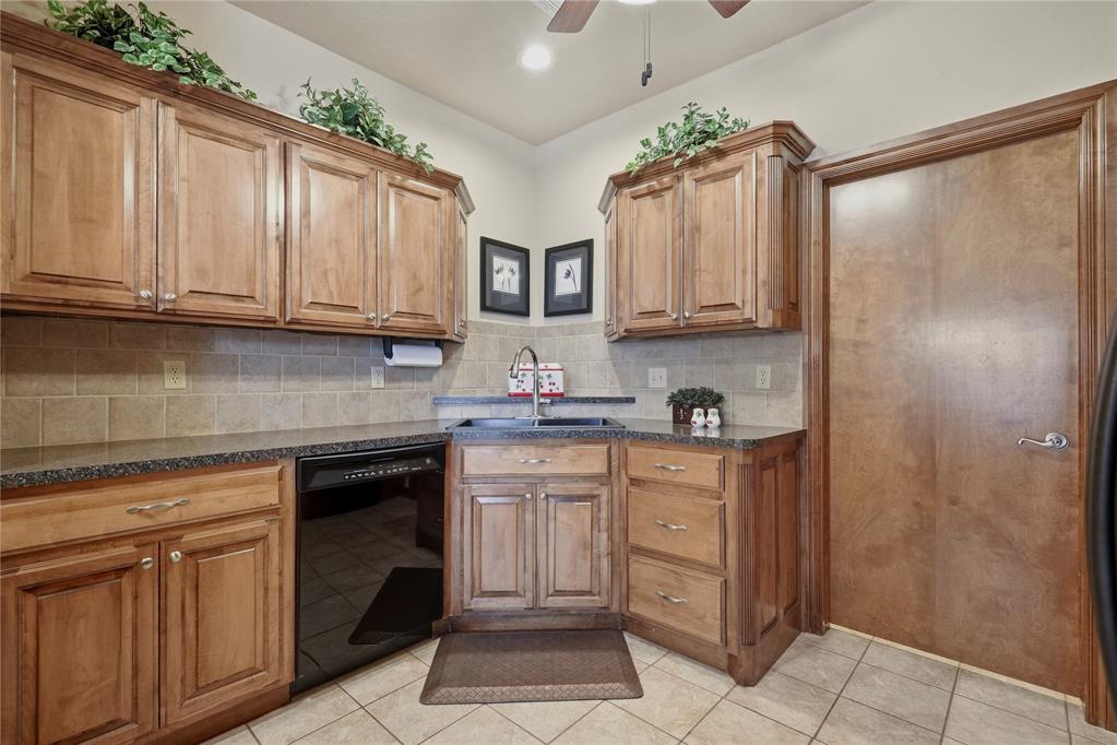 13316 Prairie View Lane Property Photo 12
