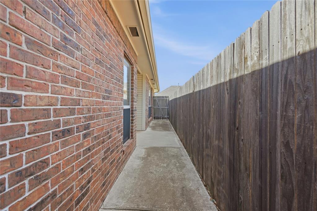 13316 Prairie View Lane Property Photo 38