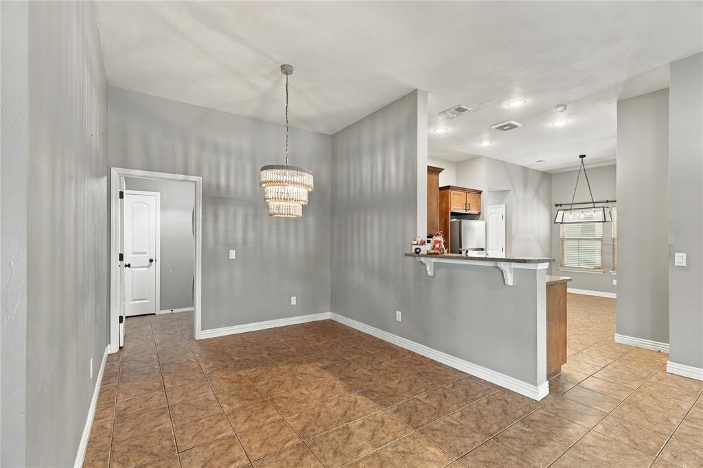 106 N Boardwalk Street Property Photo 8