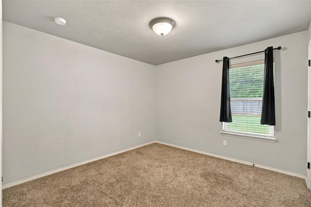 106 N Boardwalk Street Property Photo 22