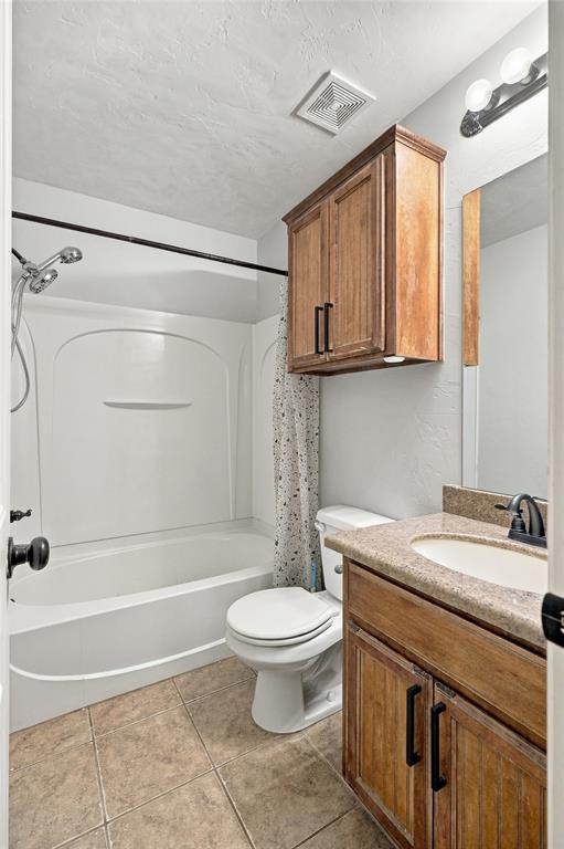 106 N Boardwalk Street Property Photo 24