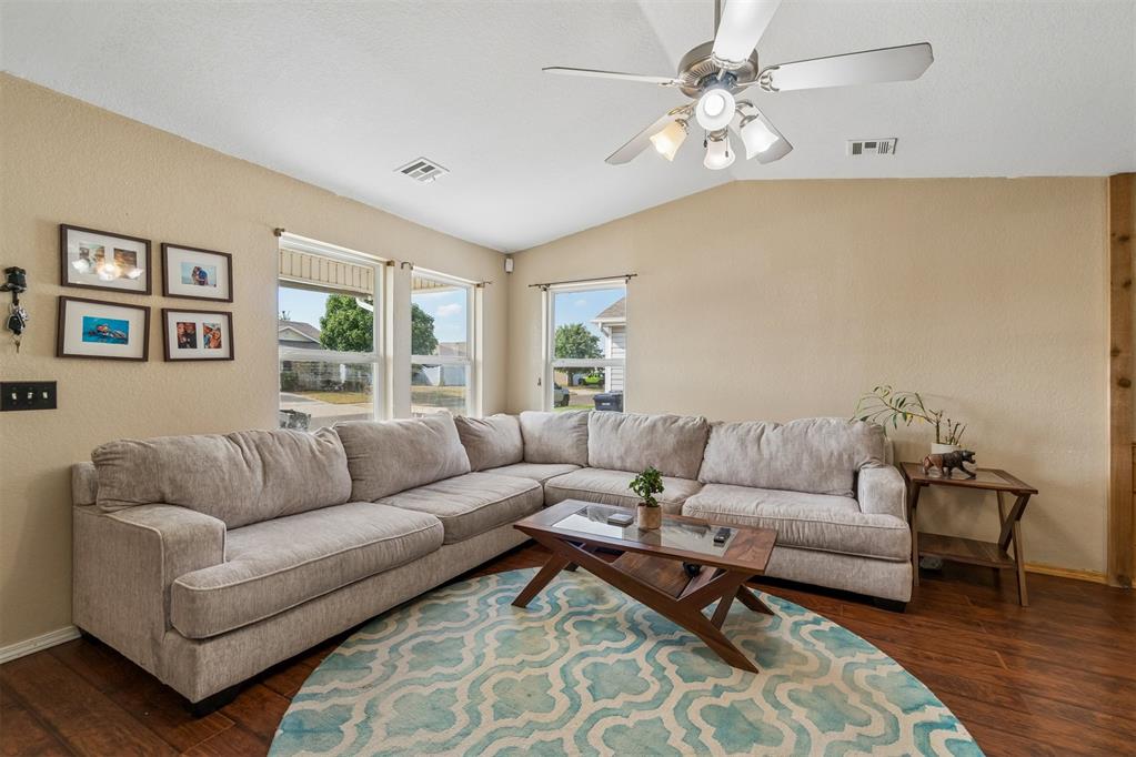 15612 Acacia Road Property Photo 6