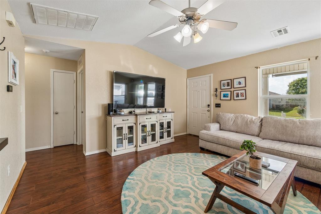 15612 Acacia Road Property Photo 10