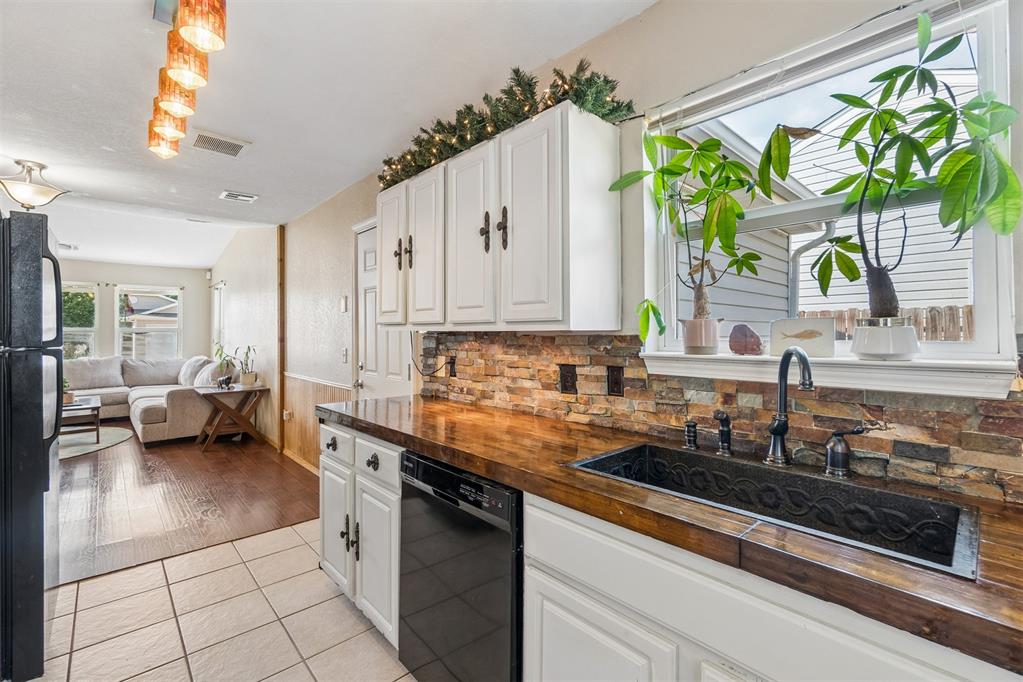 15612 Acacia Road Property Photo 18